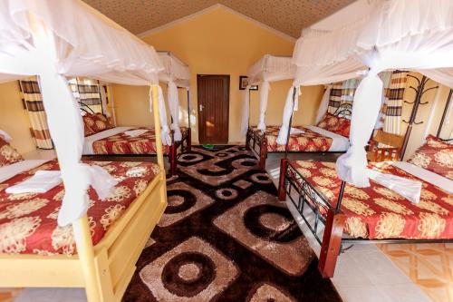 Loita Rverside mara camp