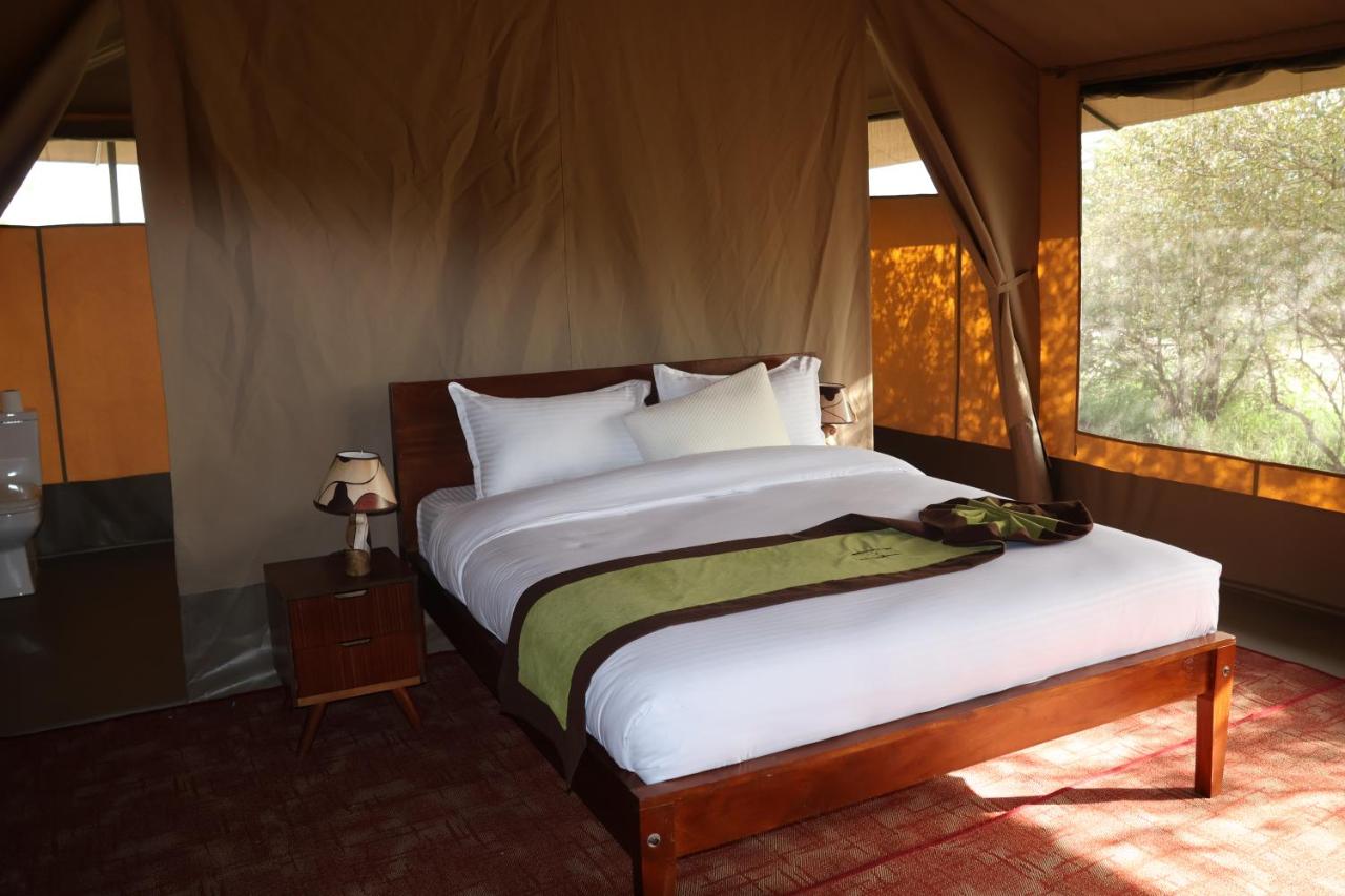 Mtito safari camp 