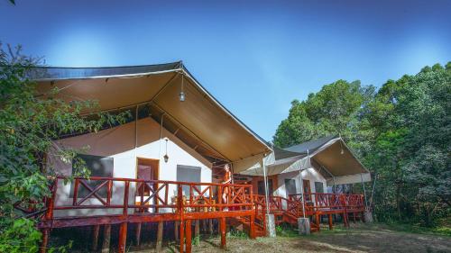 Olgilai Mara View Camp