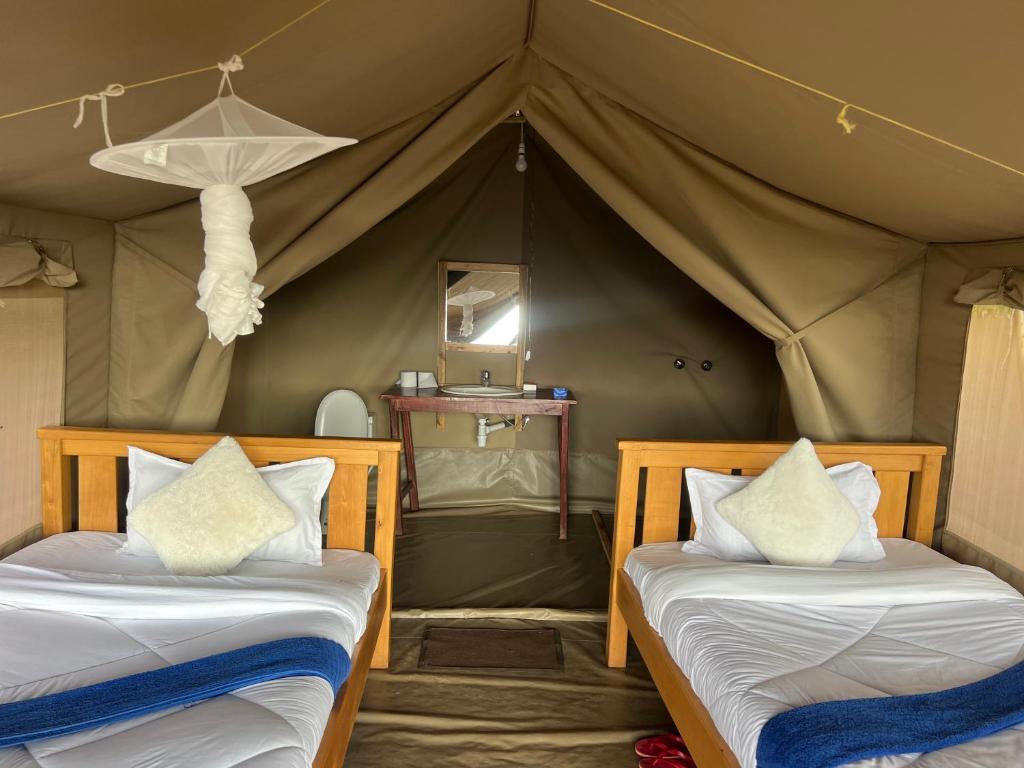 Olgilai Mara View Camp